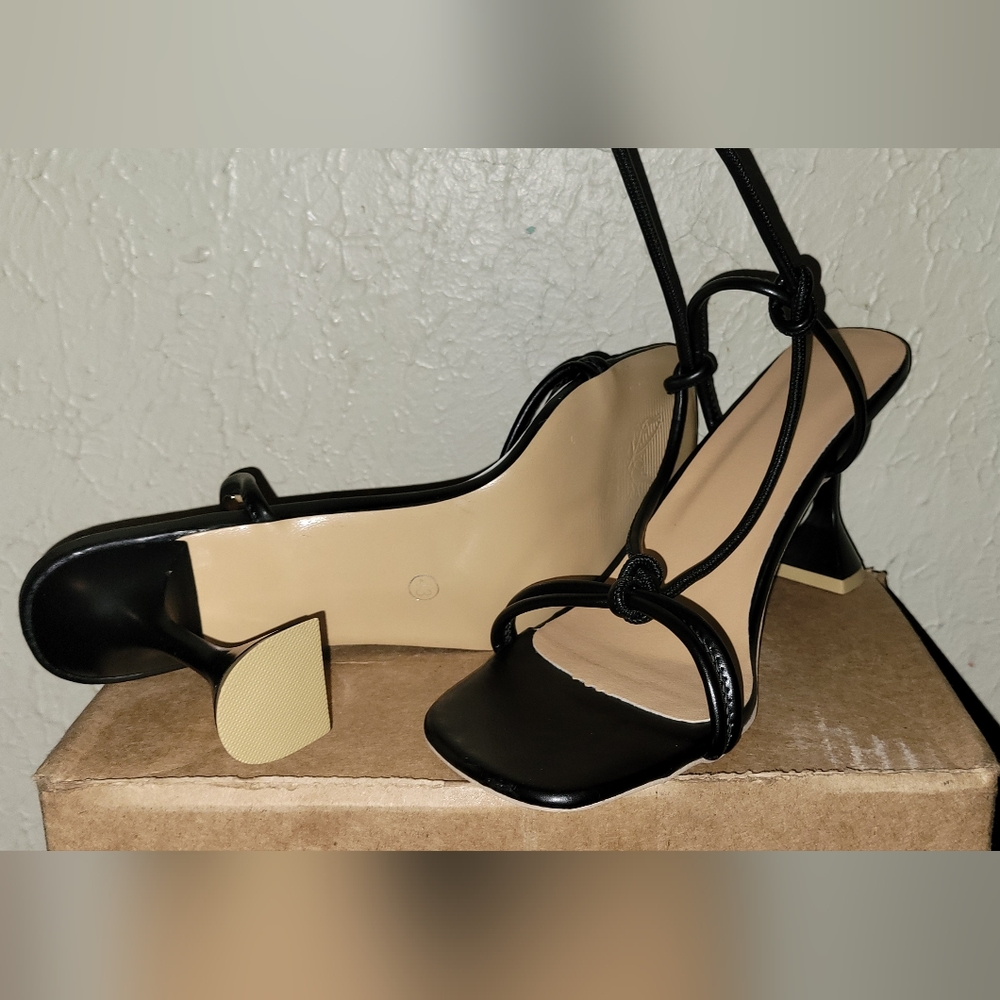 Brand new, Size 10 heels